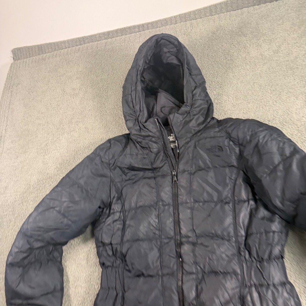 The North Face Womens Black Quilted Long Puffer Jacket Hooded Parka Size M